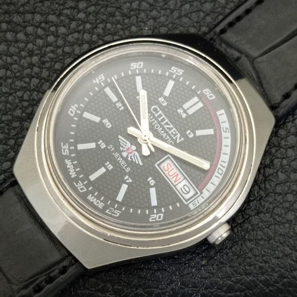 Vintage 1991 Citizen Automatic Mens Silver Watch W/daydate & Red accents - Picture 6 of 10